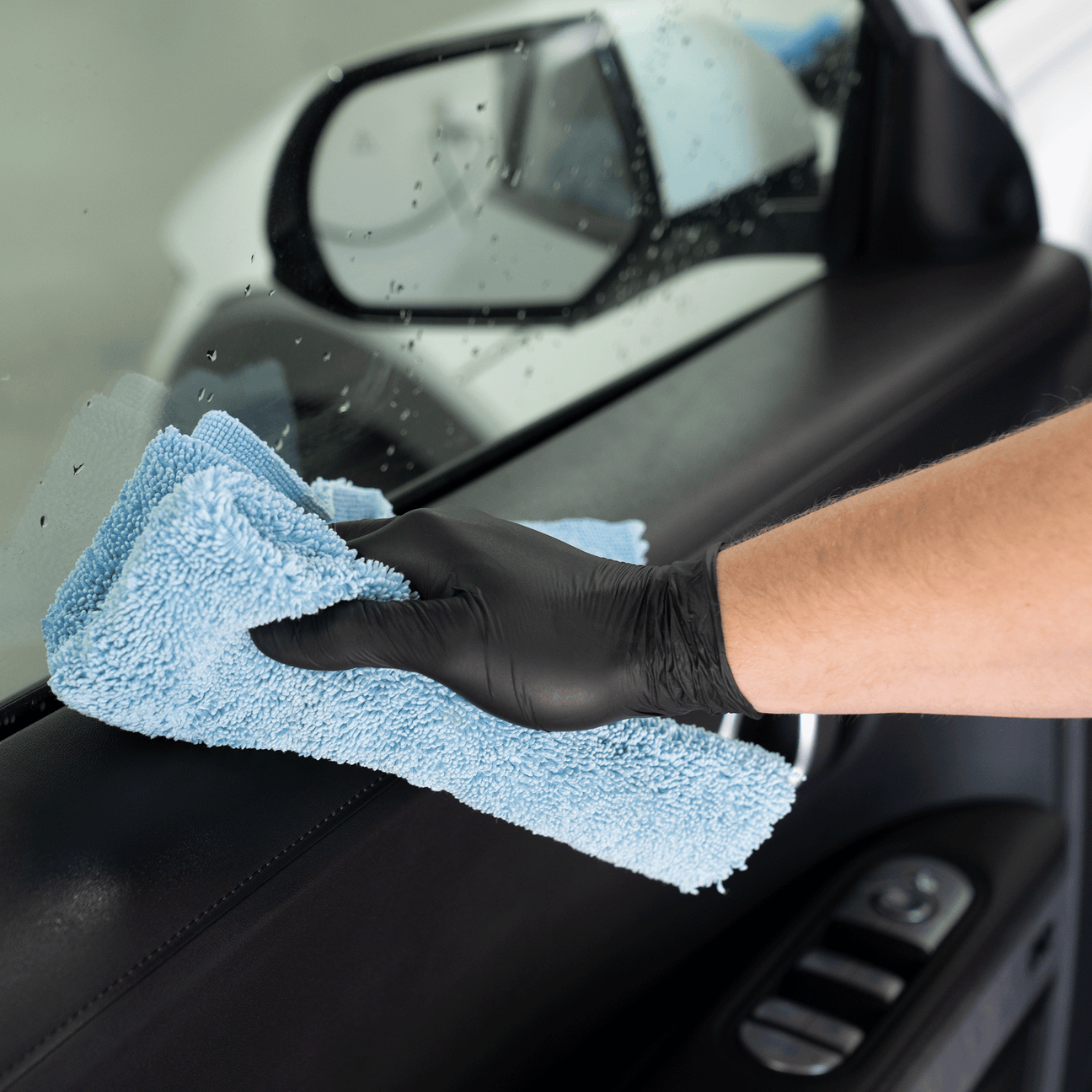 Lederpflege-System — AUTOMOTIVE — THE FINISHER × Koch-Chemie