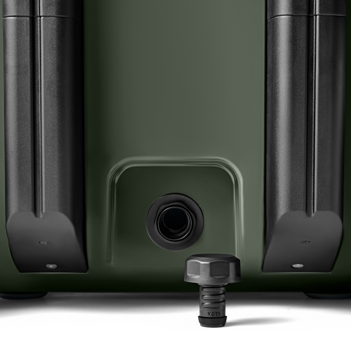 Roadie® 60 Wheeled Cooler (Large)
